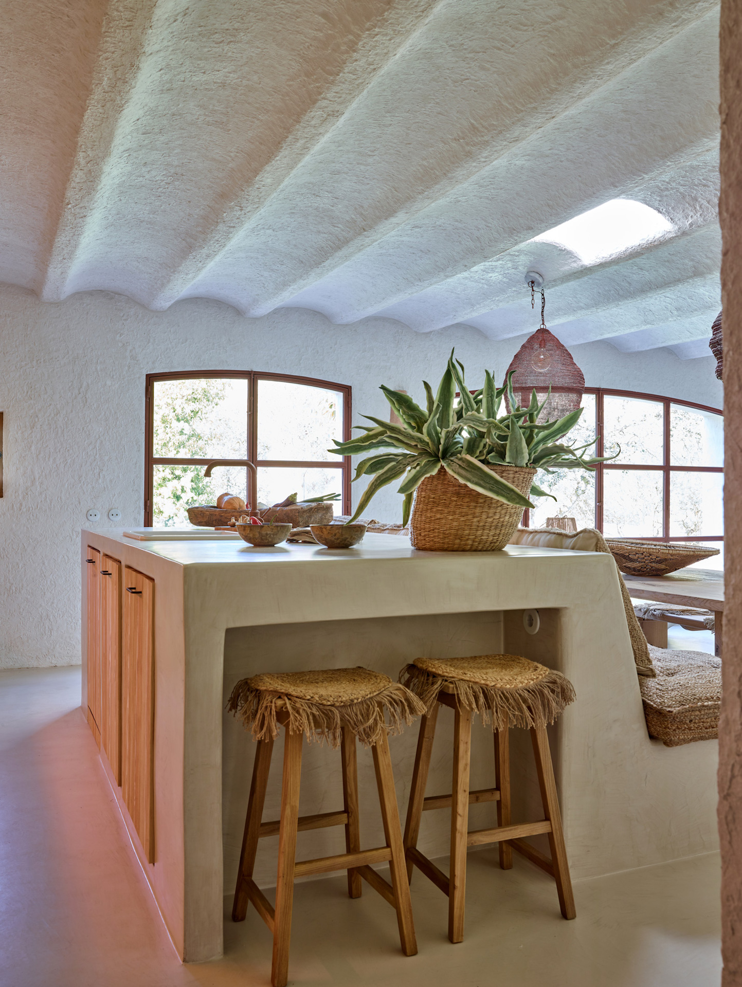 Resa Esatates for sale finca st rafael Ibiza modern 1 bar .jpg